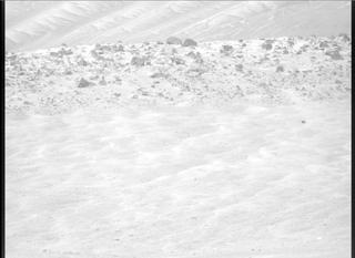 View image taken on Mars, Mars Perseverance Sol 1689: Right Mastcam-Z Camera