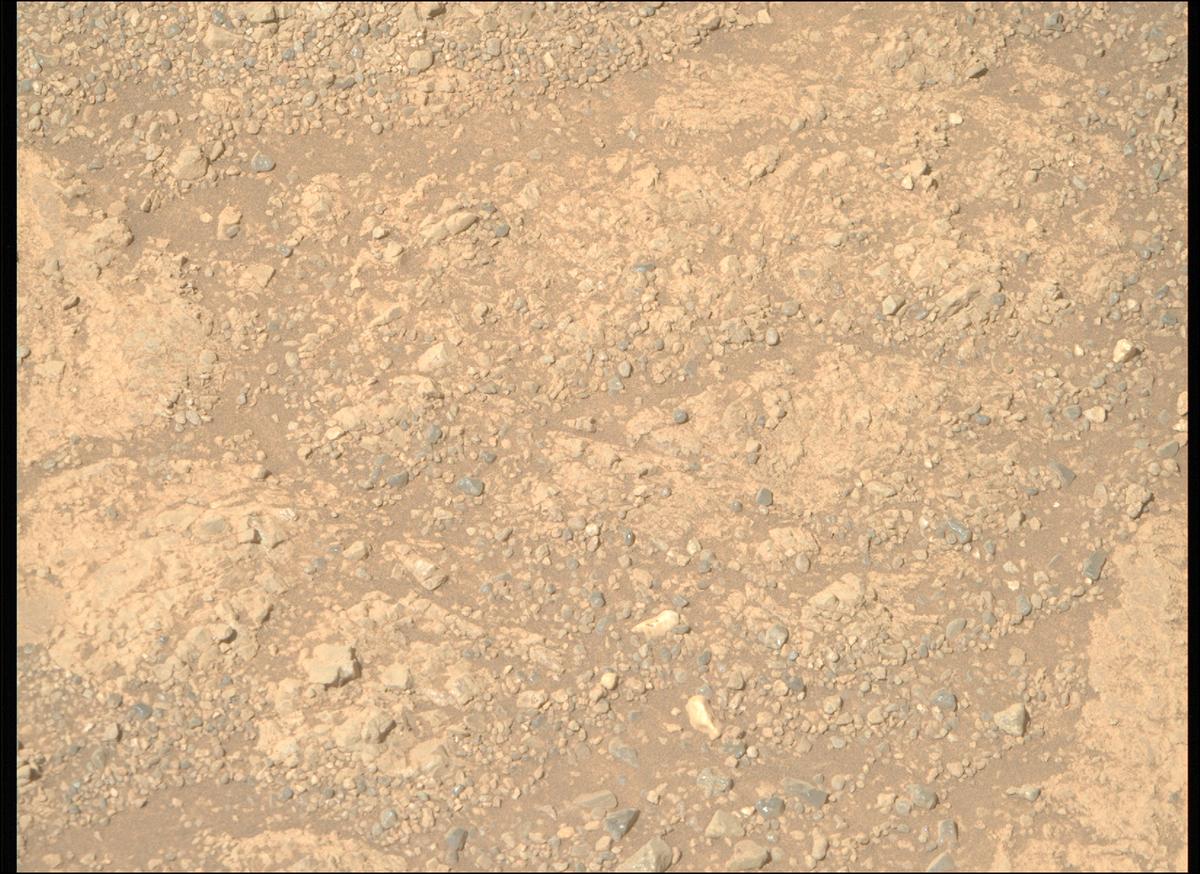 This image was taken by MCZ_RIGHT onboard NASA's Mars rover Perseverance on Sol 1692