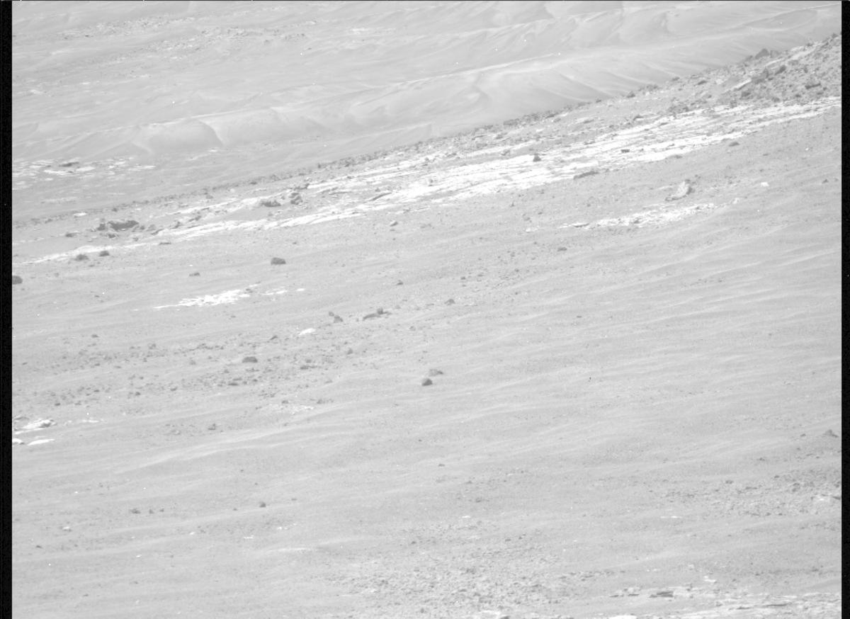 This image was taken by MCZ_RIGHT onboard NASA's Mars rover Perseverance on Sol 1692