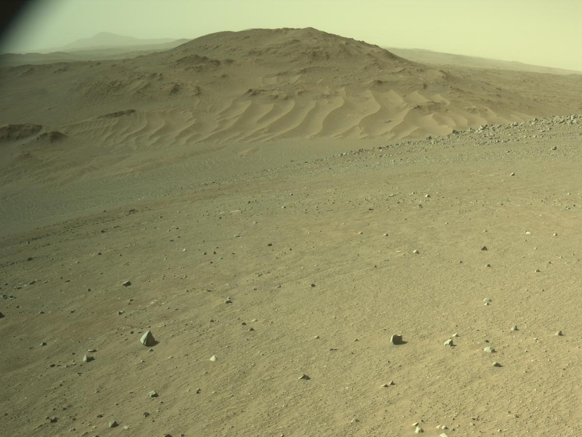 This image was taken by NAVCAM_LEFT onboard NASA's Mars rover Perseverance on Sol 1698