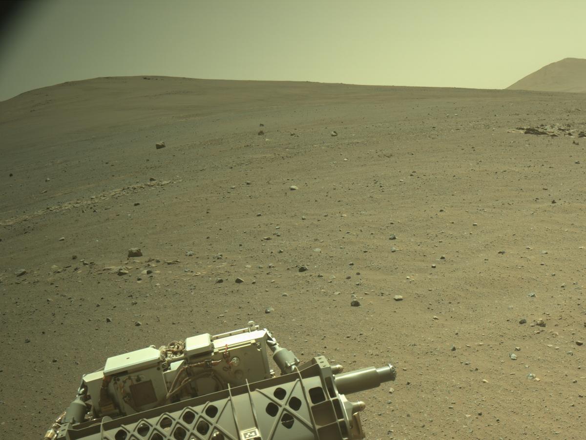 This image was taken by NAVCAM_RIGHT onboard NASA's Mars rover Perseverance on Sol 1700