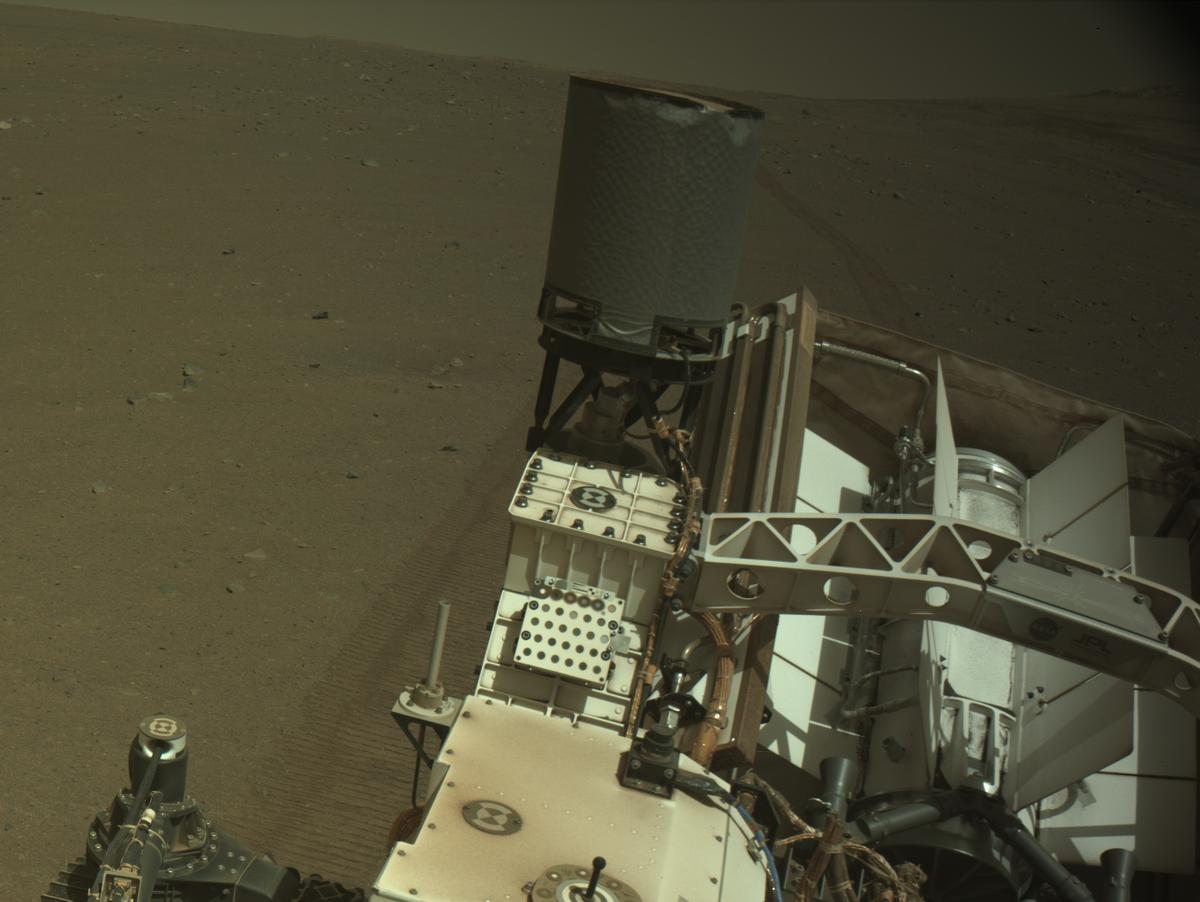 This image was taken by NAVCAM_RIGHT onboard NASA's Mars rover Perseverance on Sol 1700