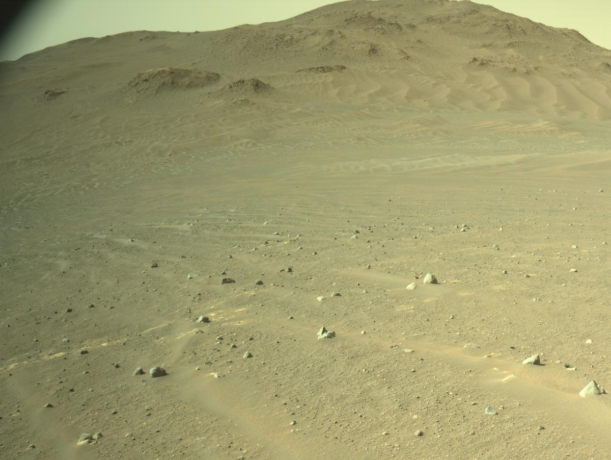 This image was taken by NAVCAM_LEFT onboard NASA's Mars rover Perseverance on Sol 1701