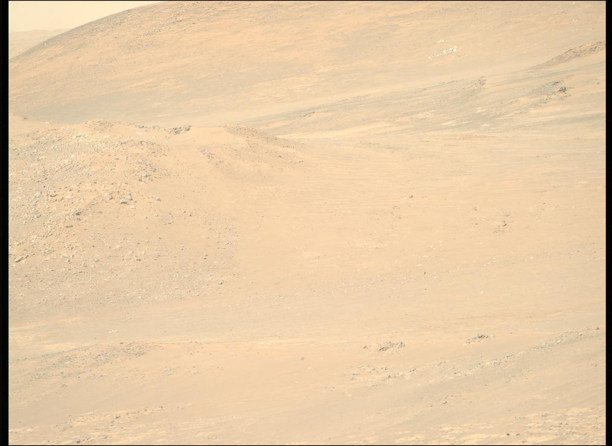 This image was taken by MCZ_RIGHT onboard NASA's Mars rover Perseverance on Sol 1703