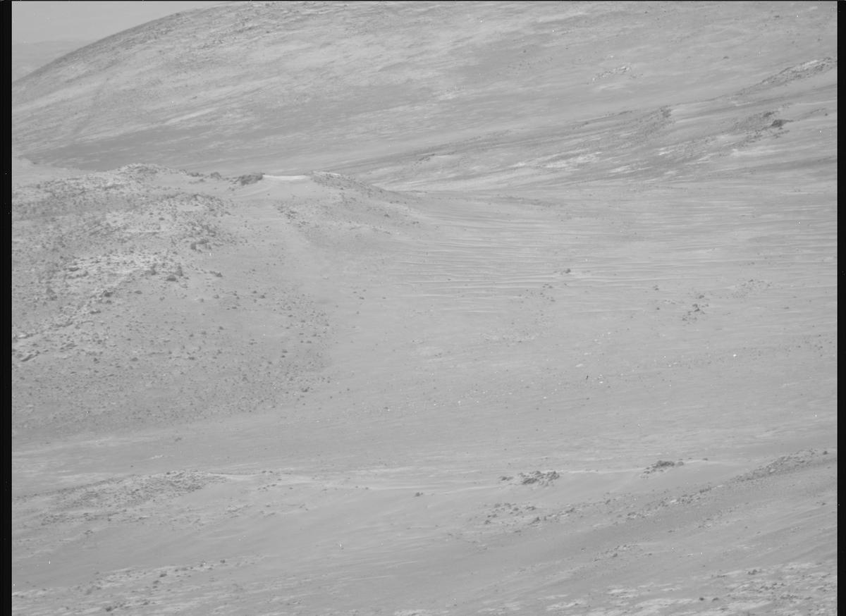 This image was taken by MCZ_RIGHT onboard NASA's Mars rover Perseverance on Sol 1703