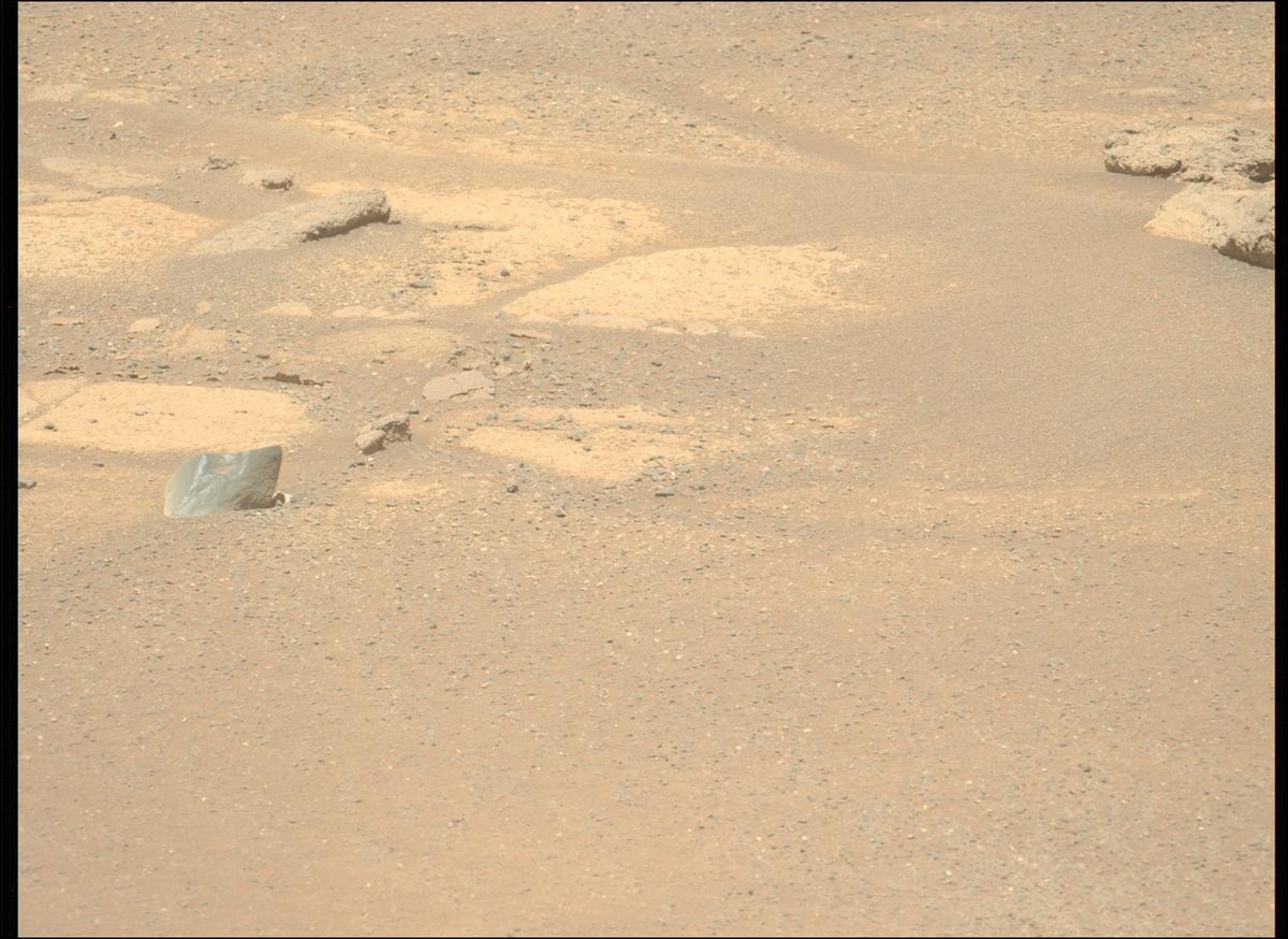 This image was taken by MCZ_LEFT onboard NASA's Mars rover Perseverance on Sol 1704
