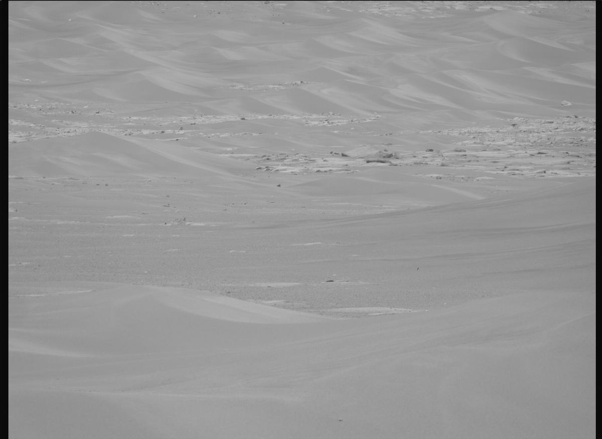 This image was taken by MCZ_RIGHT onboard NASA's Mars rover Perseverance on Sol 1704