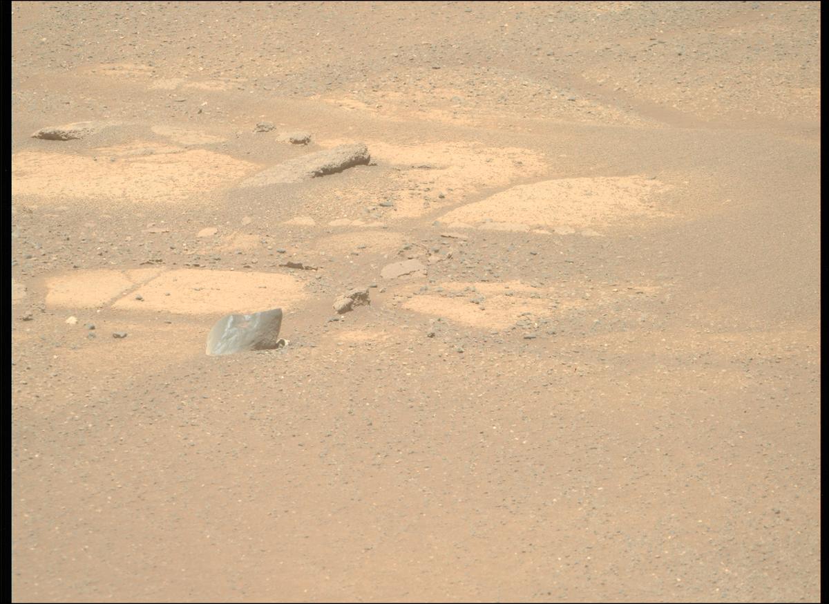 This image was taken by MCZ_RIGHT onboard NASA's Mars rover Perseverance on Sol 1704