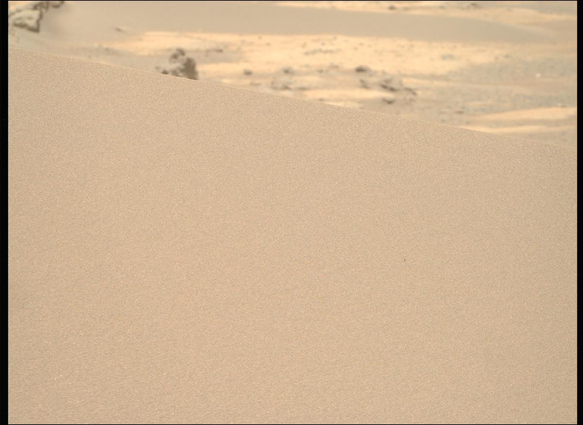 This image was taken by MCZ_RIGHT onboard NASA's Mars rover Perseverance on Sol 1705