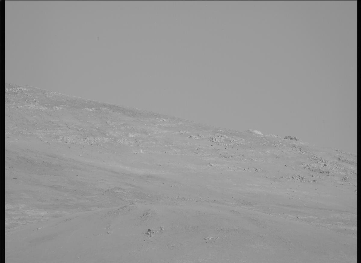 This image was taken by MCZ_LEFT onboard NASA's Mars rover Perseverance on Sol 1706