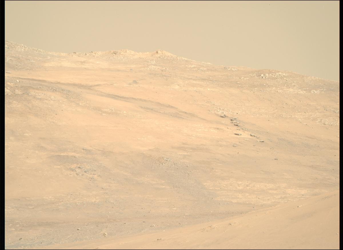 This image was taken by MCZ_RIGHT onboard NASA's Mars rover Perseverance on Sol 1706