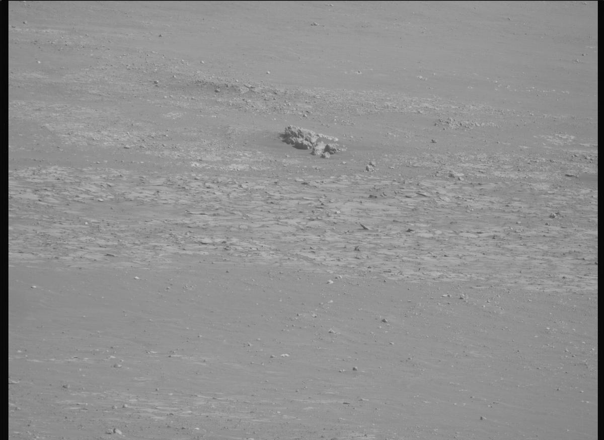 This image was taken by MCZ_RIGHT onboard NASA's Mars rover Perseverance on Sol 1706