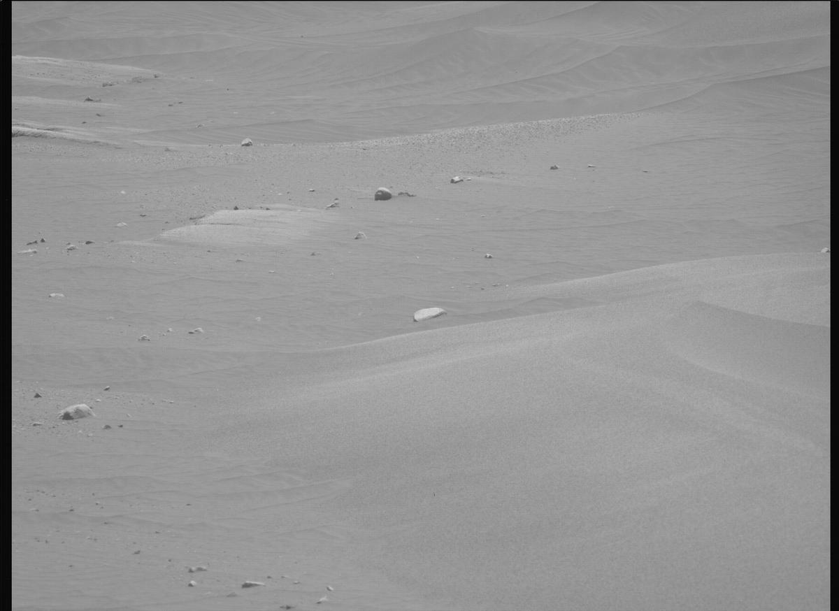 This image was taken by MCZ_LEFT onboard NASA's Mars rover Perseverance on Sol 1709