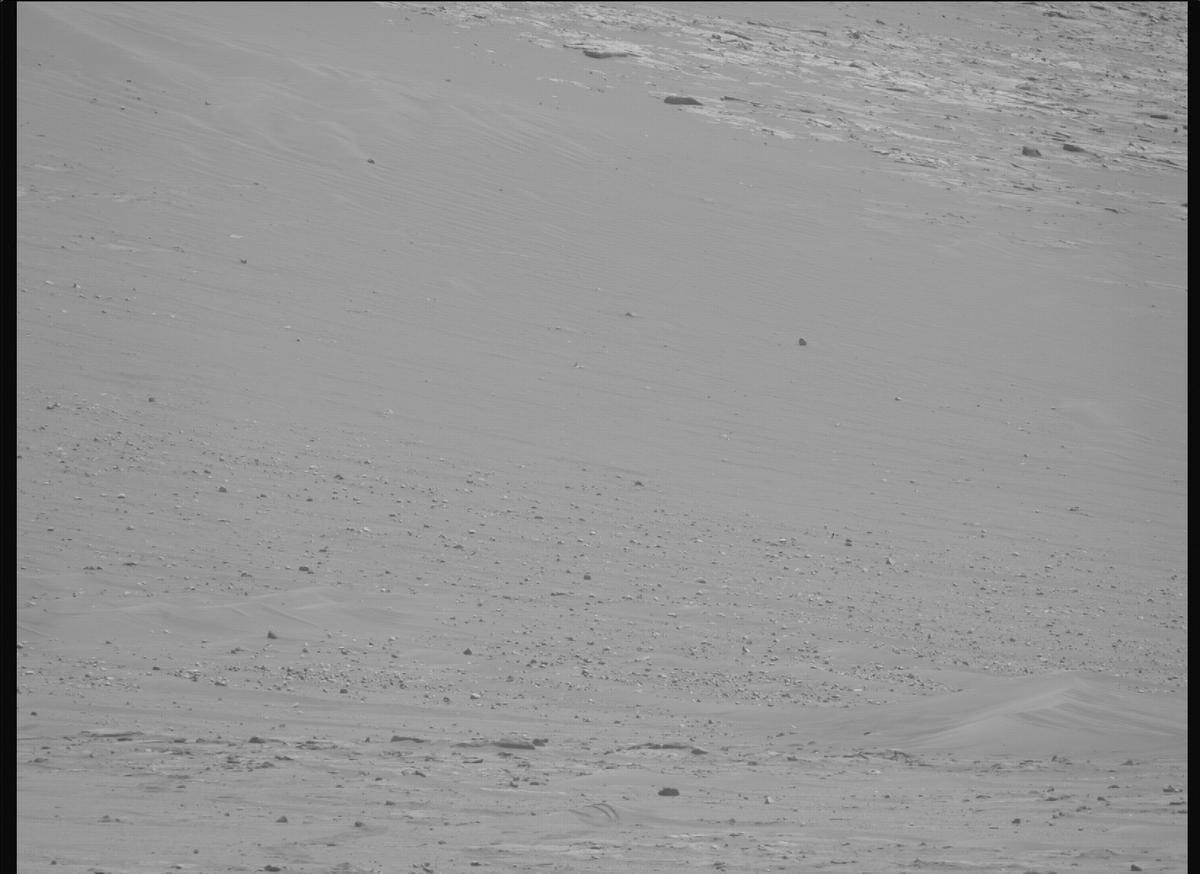 This image was taken by MCZ_RIGHT onboard NASA's Mars rover Perseverance on Sol 1709