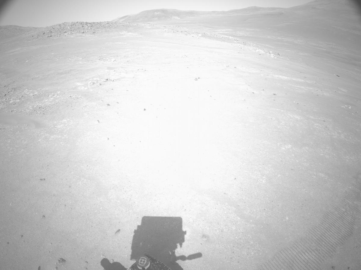 This image was taken by NAVCAM_RIGHT onboard NASA's Mars rover Perseverance on Sol 1711