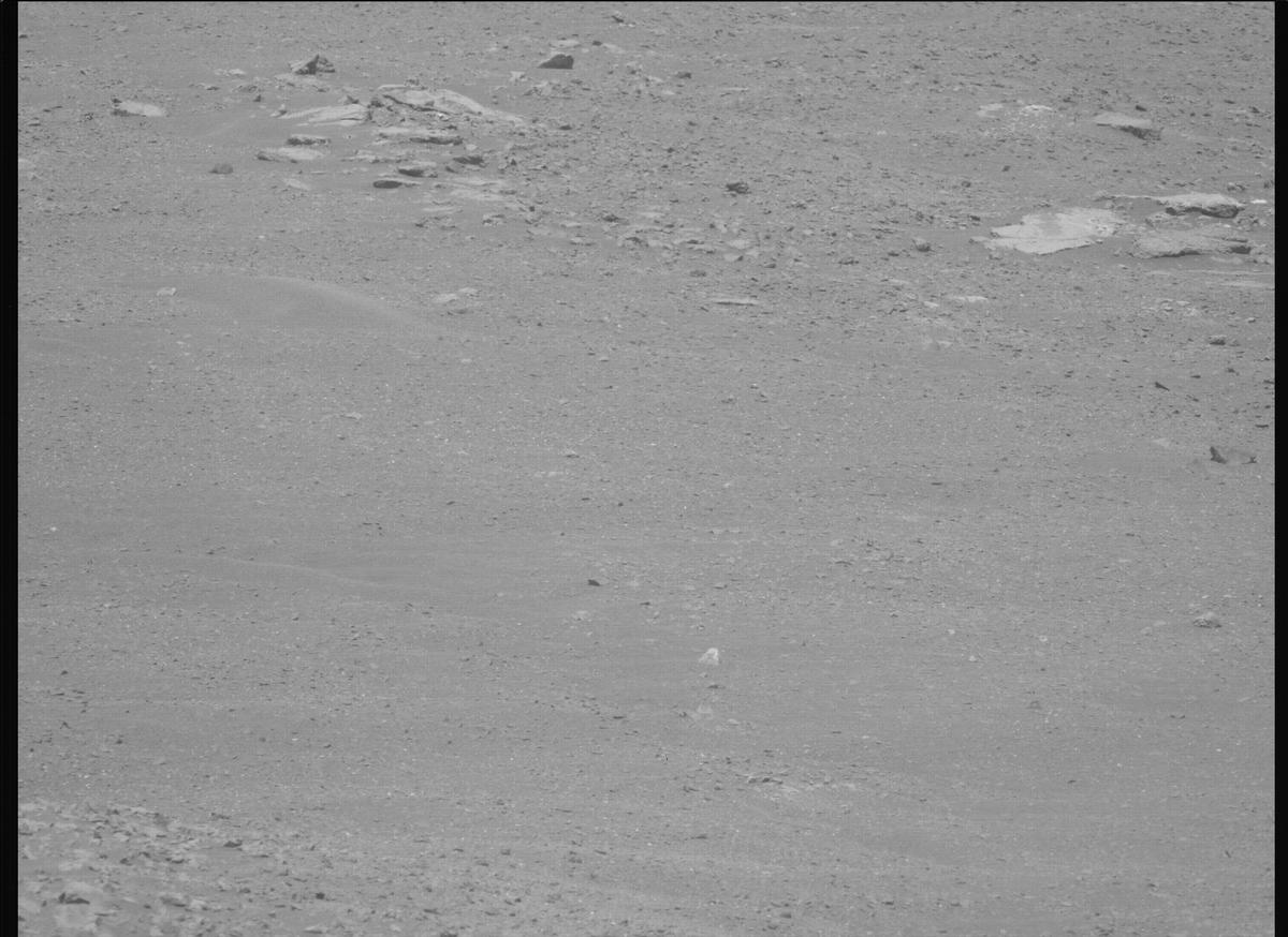 This image was taken by MCZ_LEFT onboard NASA's Mars rover Perseverance on Sol 1711