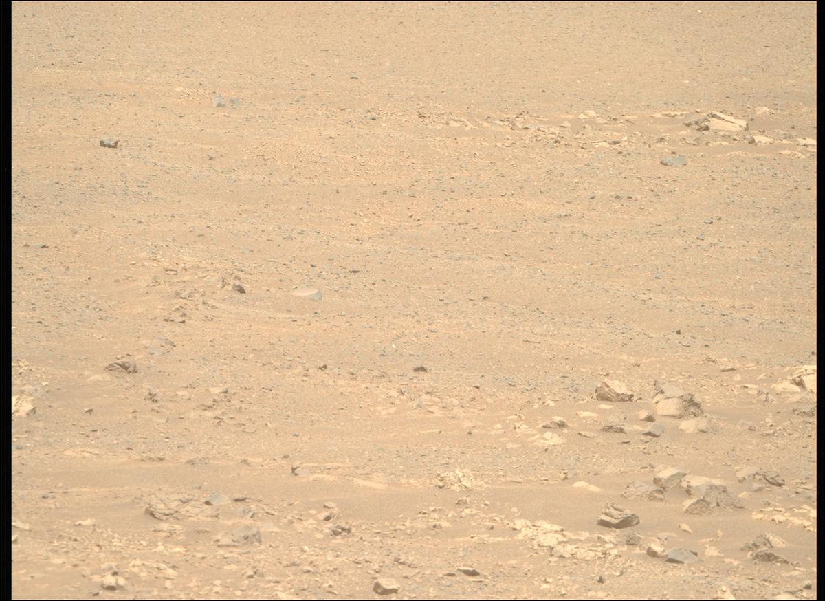 This image was taken by MCZ_RIGHT onboard NASA's Mars rover Perseverance on Sol 1711