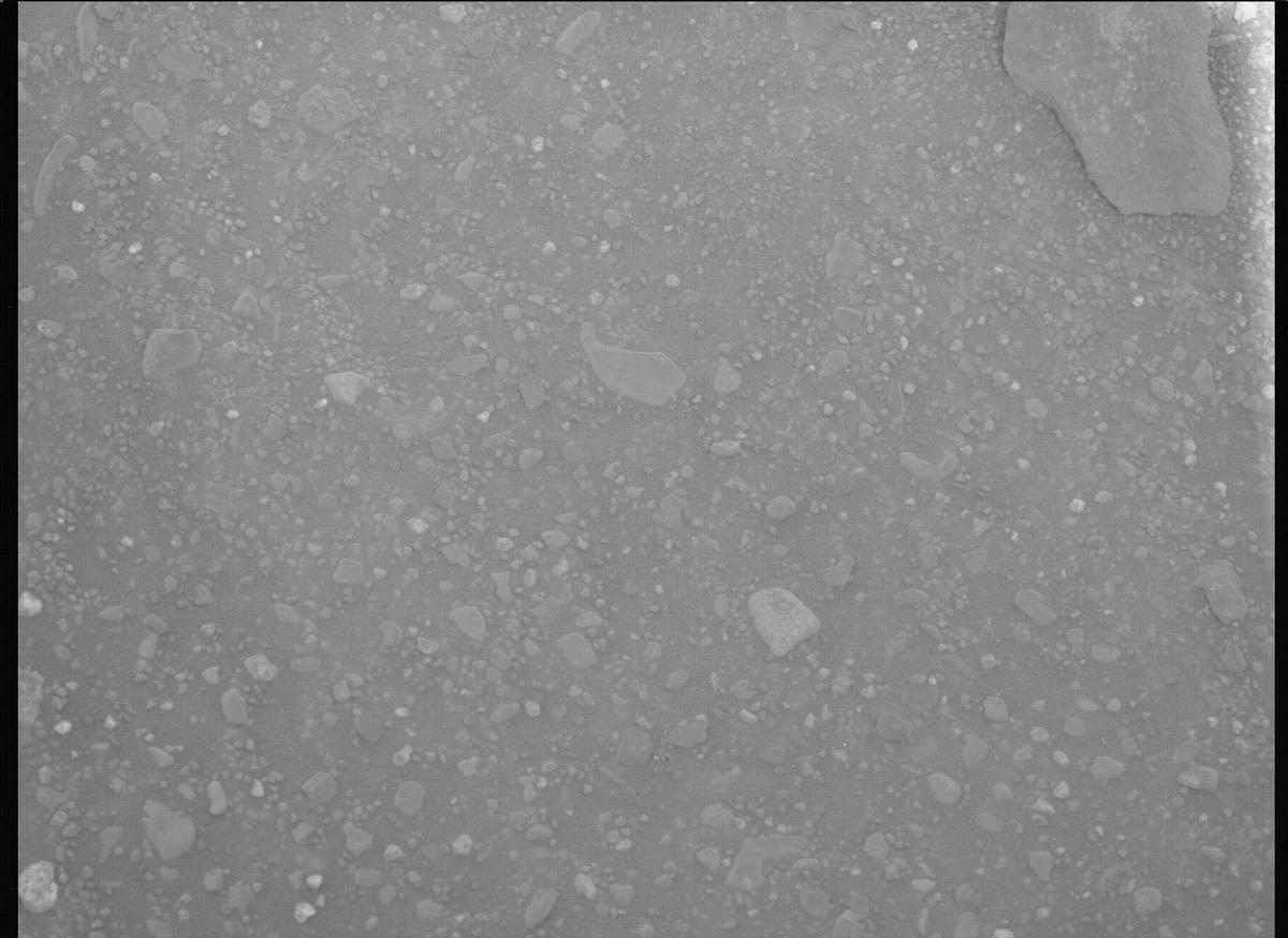 This image was taken by MCZ_LEFT onboard NASA's Mars rover Perseverance on Sol 1717