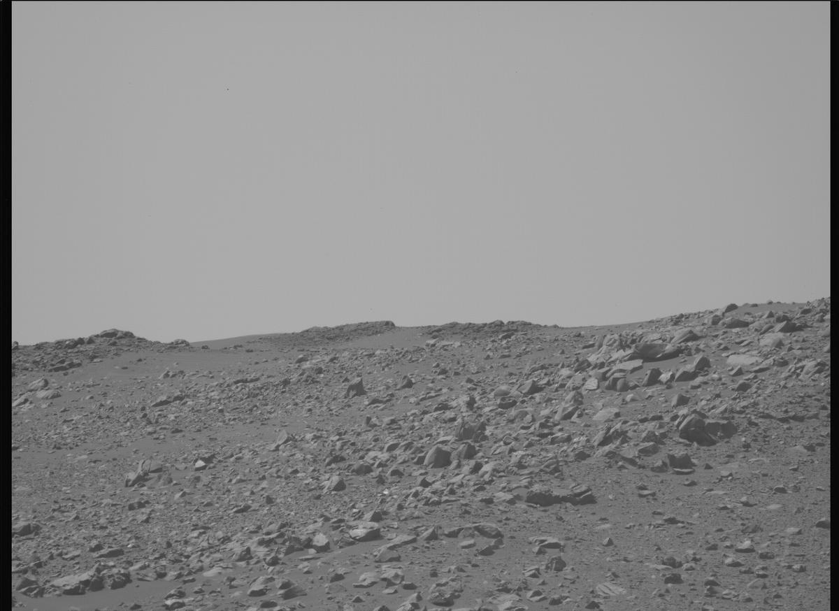 This image was taken by MCZ_LEFT onboard NASA's Mars rover Perseverance on Sol 1717