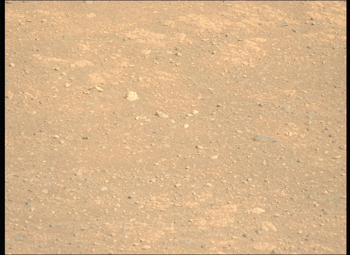 This image was taken by MCZ_LEFT onboard NASA's Mars rover Perseverance on Sol 1717