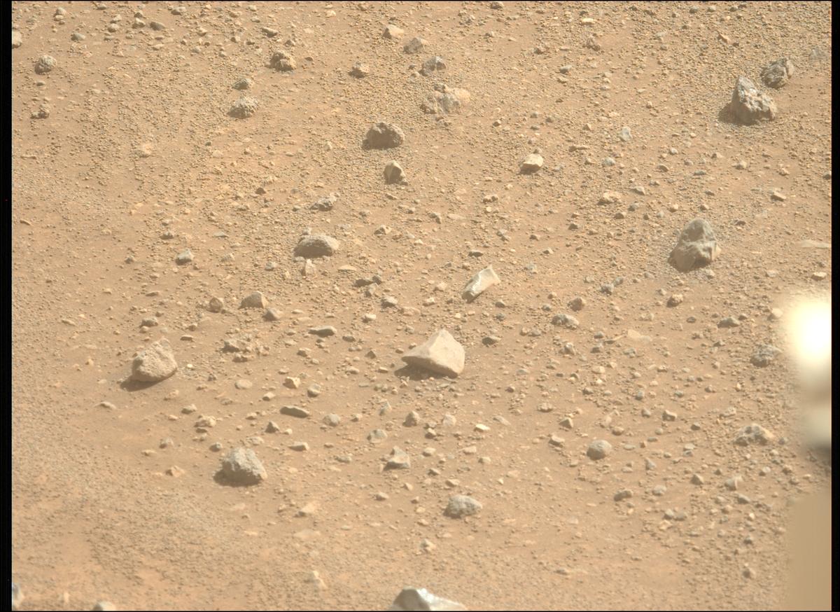This image was taken by MCZ_LEFT onboard NASA's Mars rover Perseverance on Sol 1717