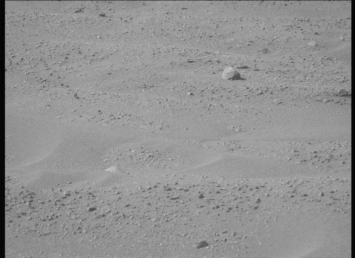 This image was taken by MCZ_LEFT onboard NASA's Mars rover Perseverance on Sol 1717