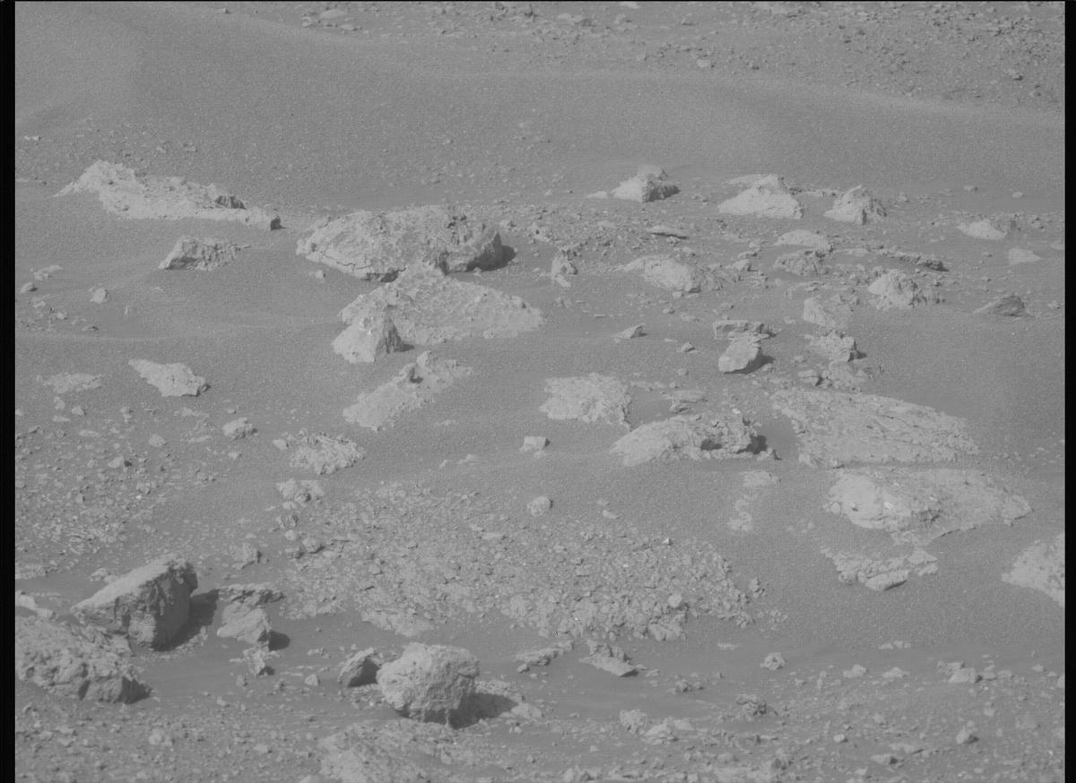 This image was taken by MCZ_LEFT onboard NASA's Mars rover Perseverance on Sol 1717