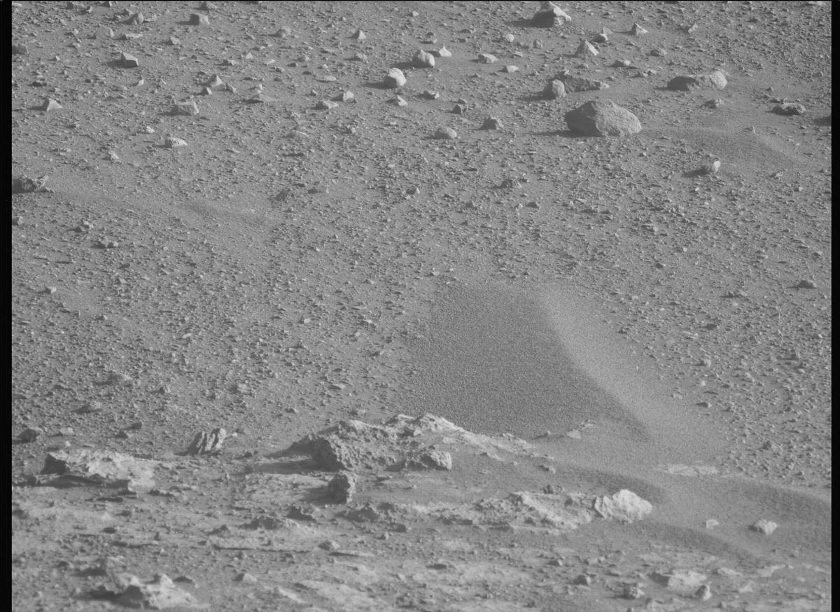 This image was taken by MCZ_LEFT onboard NASA's Mars rover Perseverance on Sol 1717