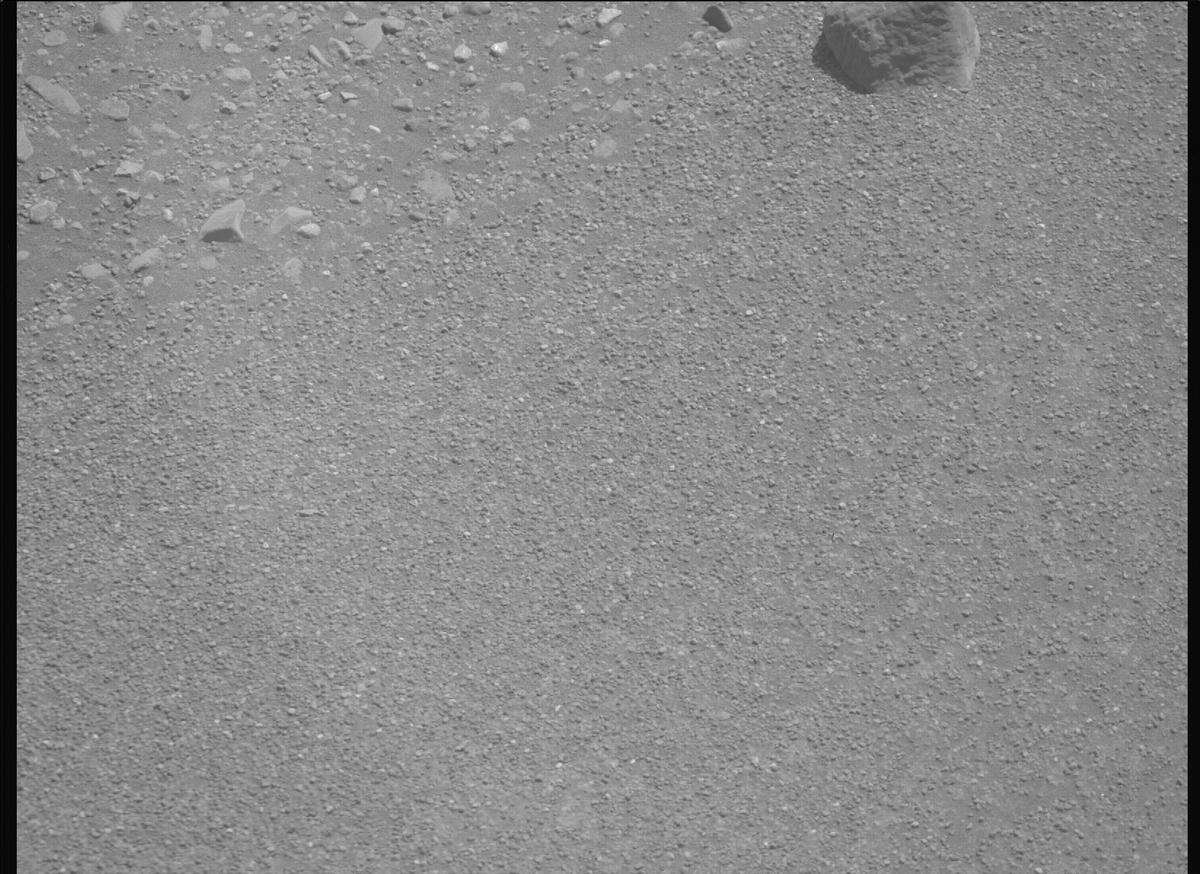 This image was taken by MCZ_RIGHT onboard NASA's Mars rover Perseverance on Sol 1717