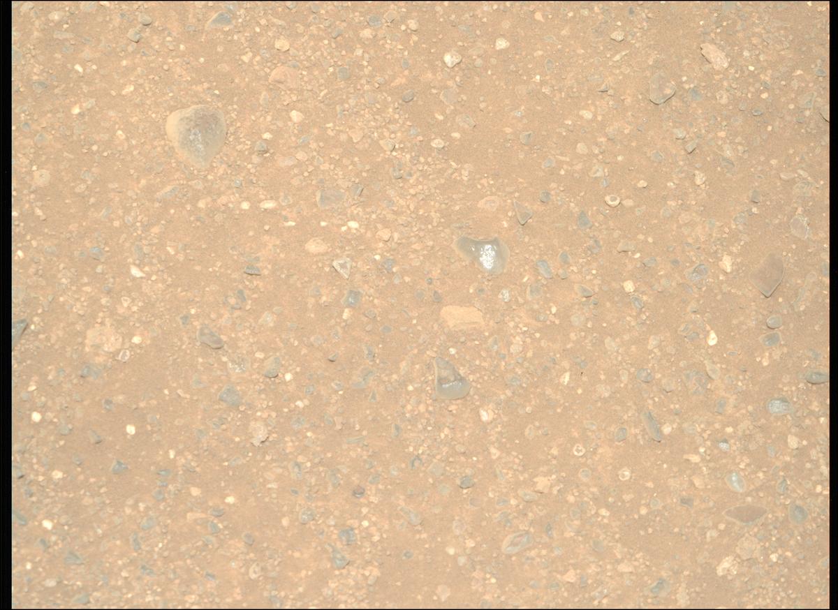 This image was taken by MCZ_RIGHT onboard NASA's Mars rover Perseverance on Sol 1717