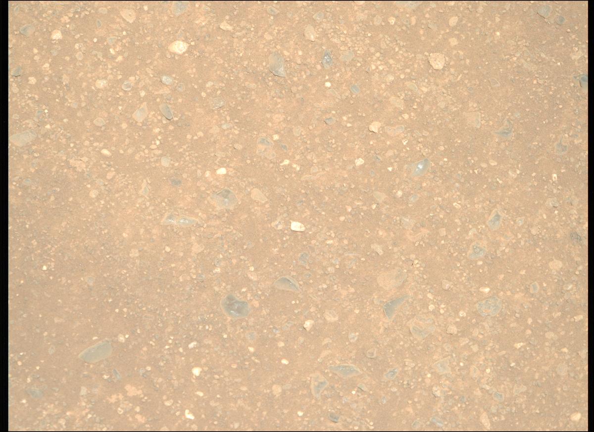 This image was taken by MCZ_RIGHT onboard NASA's Mars rover Perseverance on Sol 1717