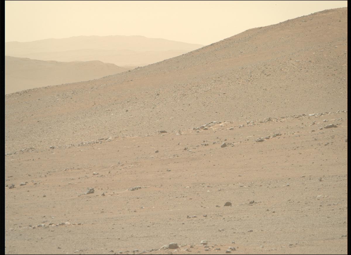 This image was taken by MCZ_RIGHT onboard NASA's Mars rover Perseverance on Sol 1717
