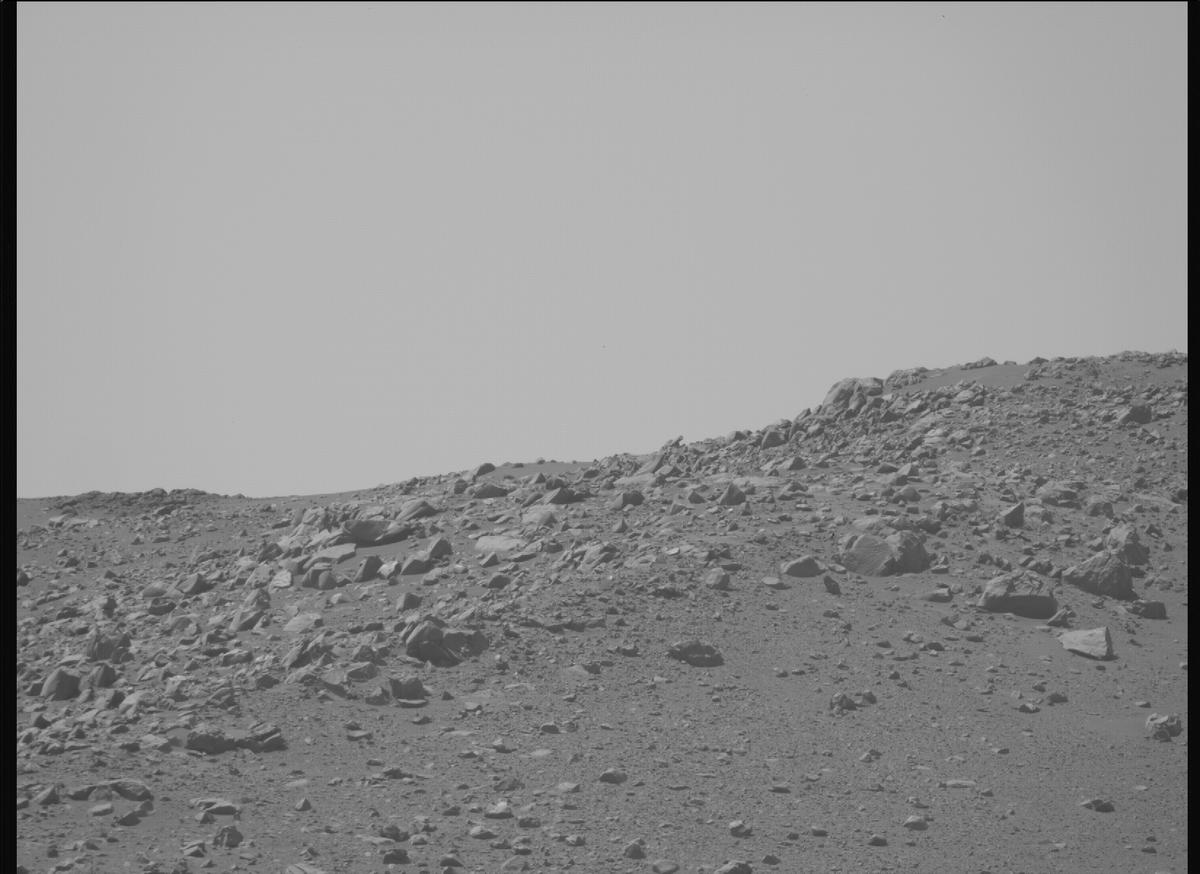 This image was taken by MCZ_RIGHT onboard NASA's Mars rover Perseverance on Sol 1717