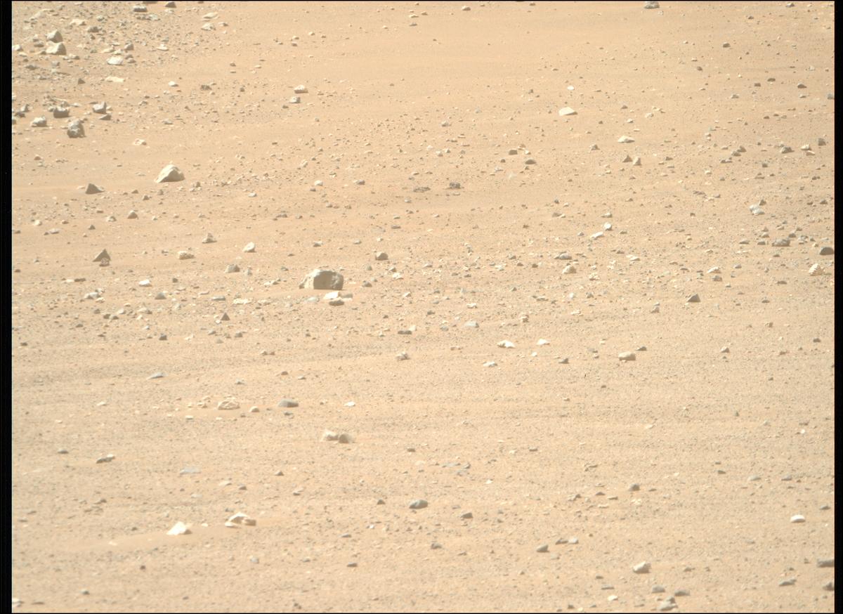 This image was taken by MCZ_RIGHT onboard NASA's Mars rover Perseverance on Sol 1717
