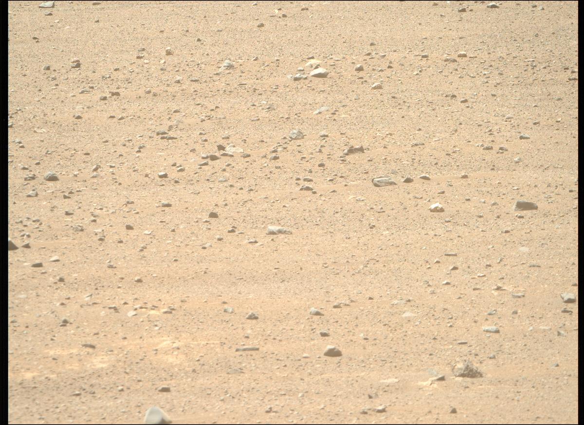 This image was taken by MCZ_RIGHT onboard NASA's Mars rover Perseverance on Sol 1717