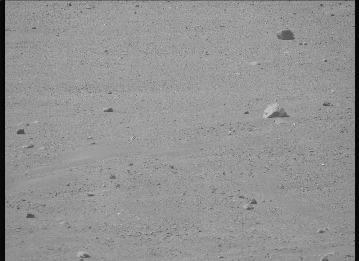 This image was taken by MCZ_RIGHT onboard NASA's Mars rover Perseverance on Sol 1717