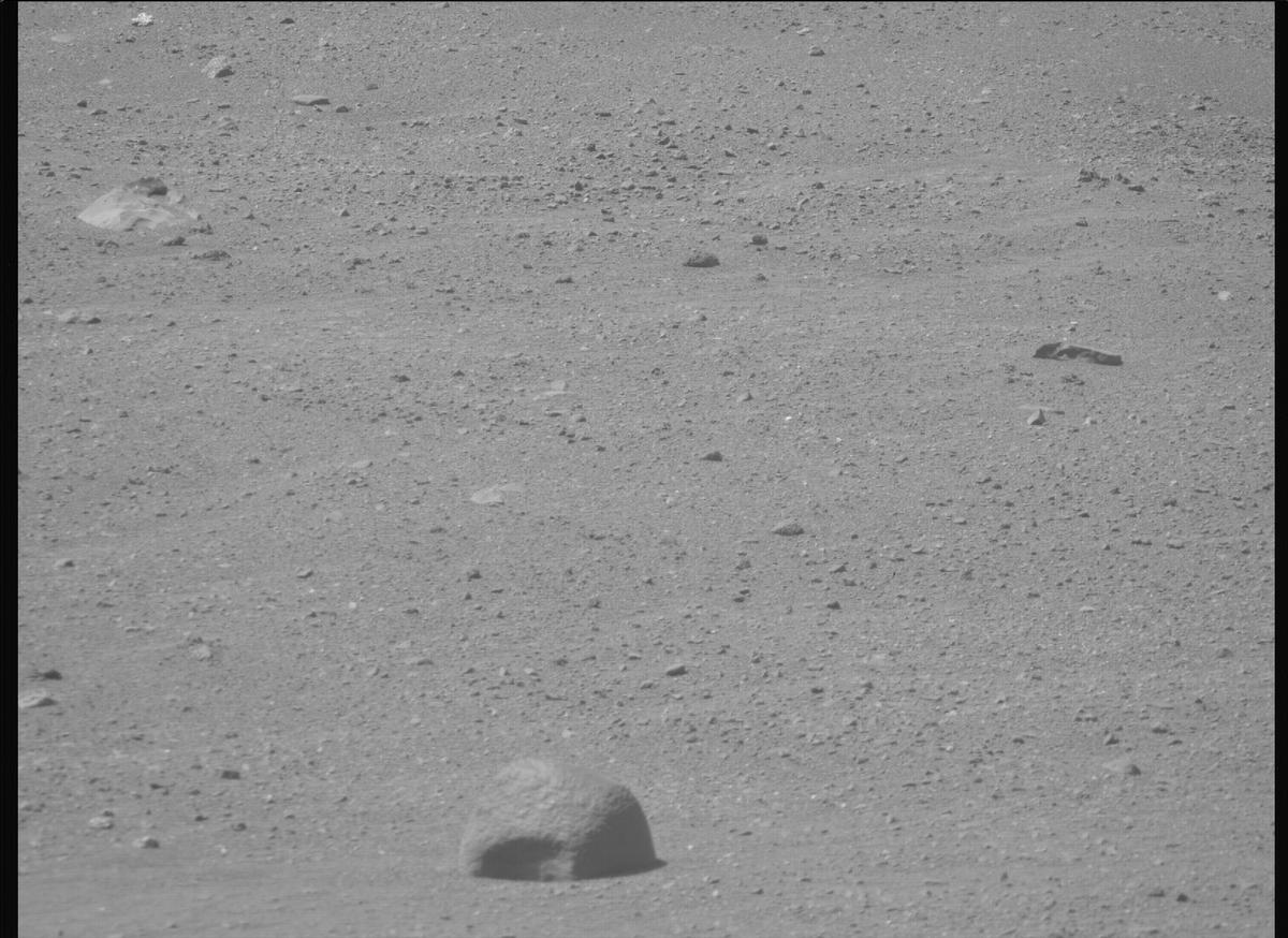 This image was taken by MCZ_RIGHT onboard NASA's Mars rover Perseverance on Sol 1717