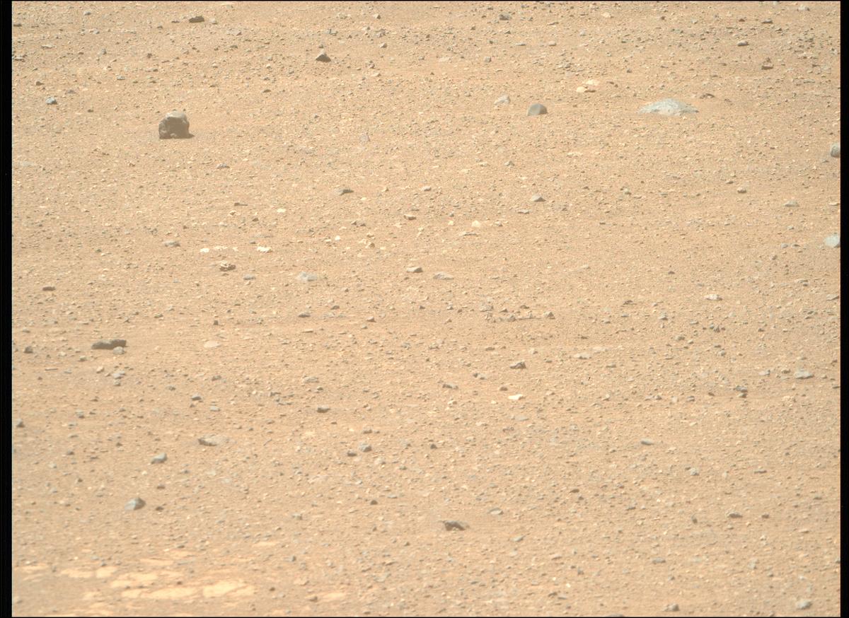 This image was taken by MCZ_RIGHT onboard NASA's Mars rover Perseverance on Sol 1717