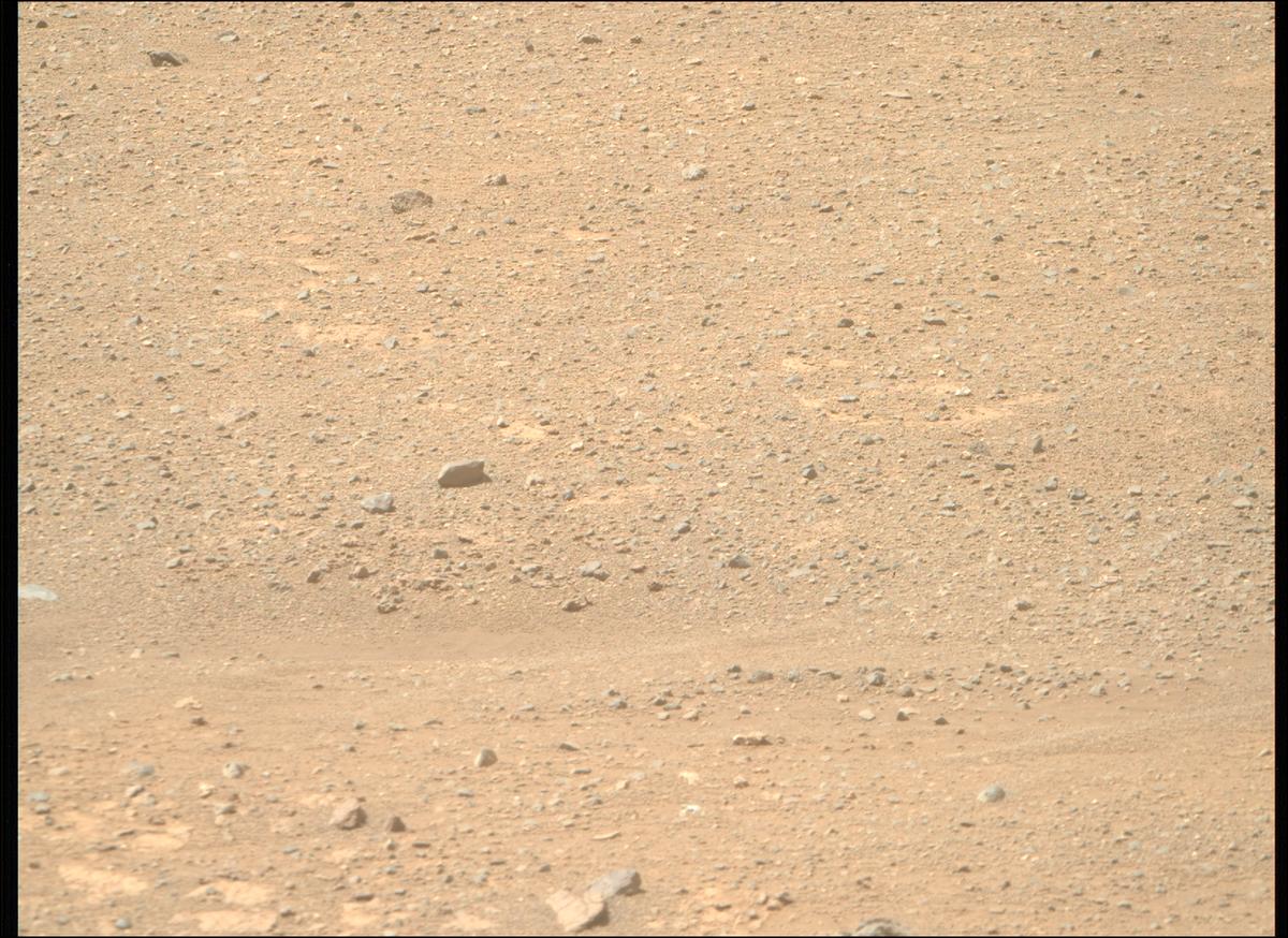 This image was taken by MCZ_RIGHT onboard NASA's Mars rover Perseverance on Sol 1717