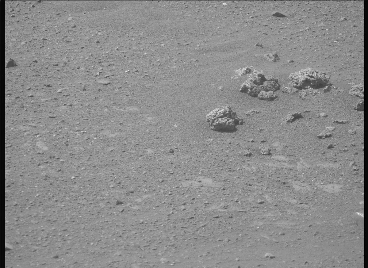 This image was taken by MCZ_RIGHT onboard NASA's Mars rover Perseverance on Sol 1717