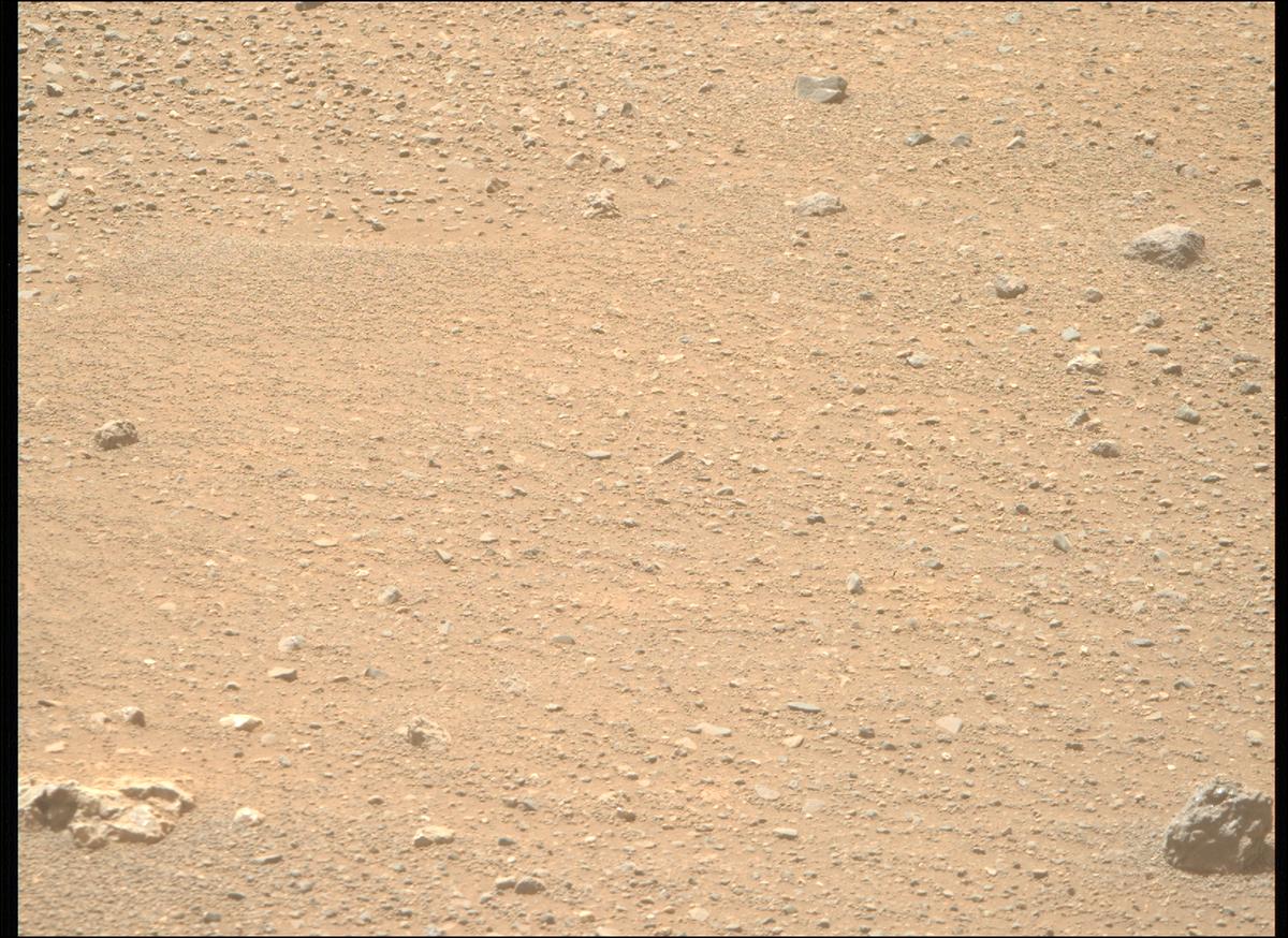This image was taken by MCZ_RIGHT onboard NASA's Mars rover Perseverance on Sol 1717