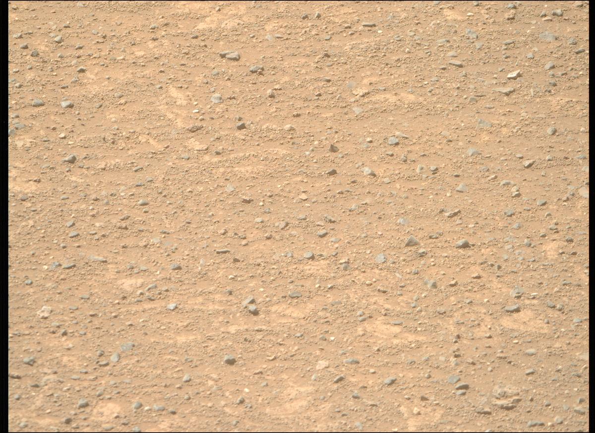 This image was taken by MCZ_RIGHT onboard NASA's Mars rover Perseverance on Sol 1717