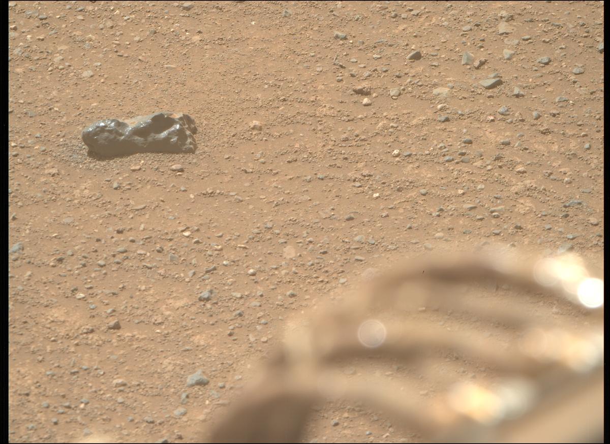 This image was taken by MCZ_RIGHT onboard NASA's Mars rover Perseverance on Sol 1717