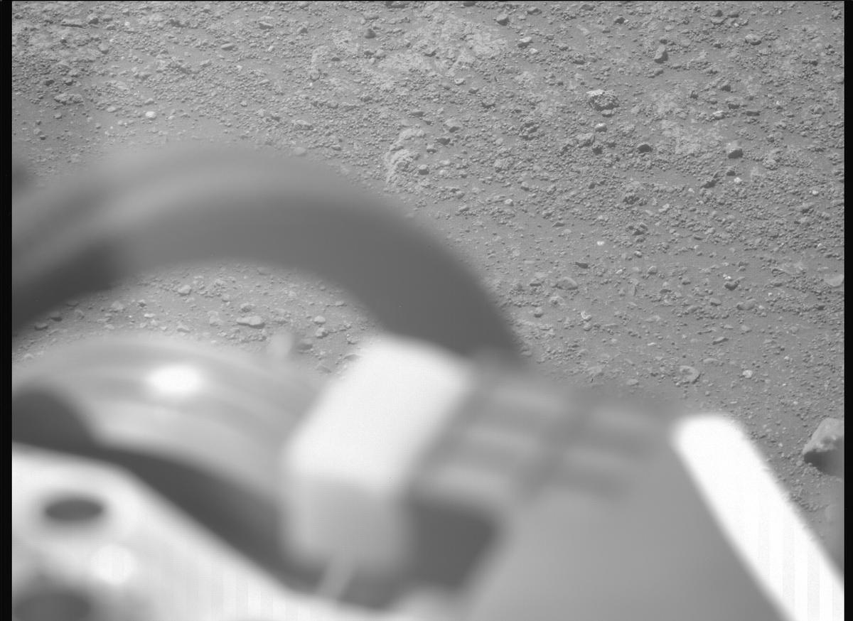 This image was taken by MCZ_RIGHT onboard NASA's Mars rover Perseverance on Sol 1717