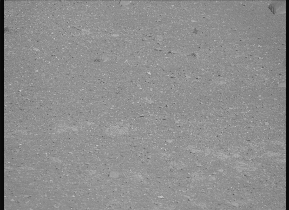 This image was taken by MCZ_RIGHT onboard NASA's Mars rover Perseverance on Sol 1717
