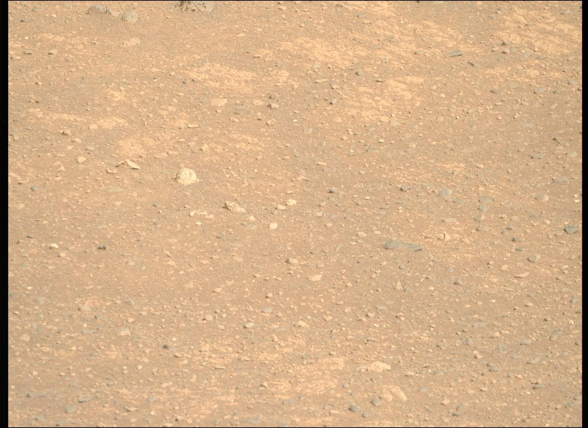 This image was taken by MCZ_RIGHT onboard NASA's Mars rover Perseverance on Sol 1717