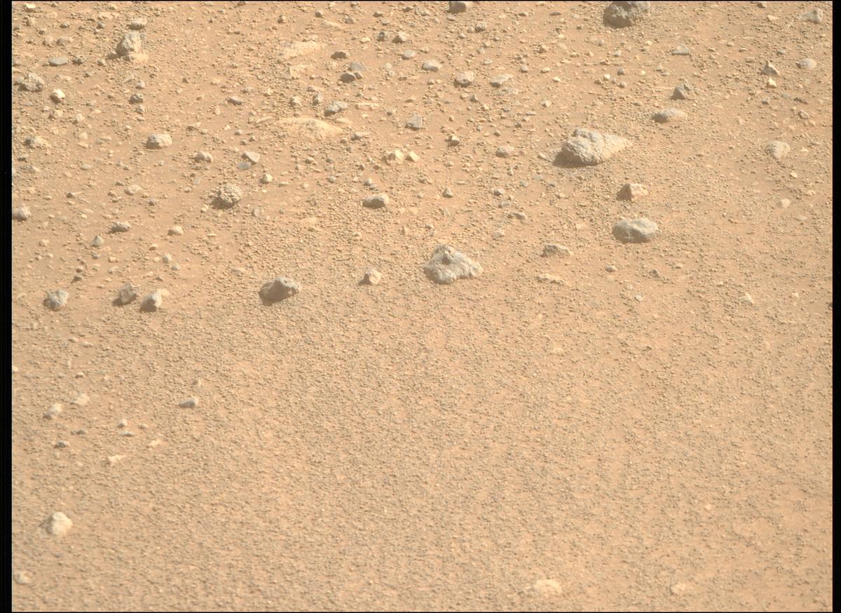 This image was taken by MCZ_RIGHT onboard NASA's Mars rover Perseverance on Sol 1717