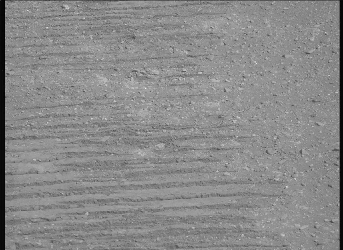 This image was taken by MCZ_RIGHT onboard NASA's Mars rover Perseverance on Sol 1717