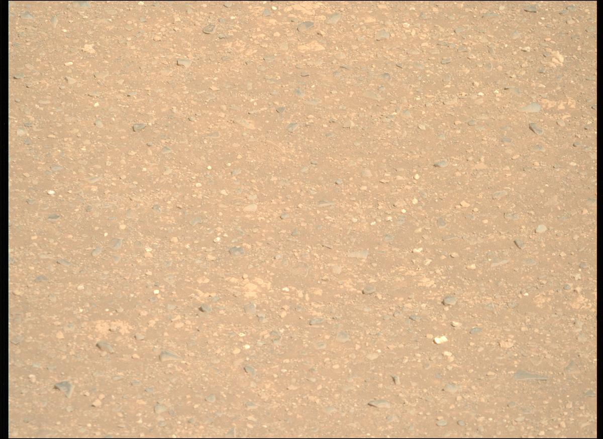 This image was taken by MCZ_RIGHT onboard NASA's Mars rover Perseverance on Sol 1717