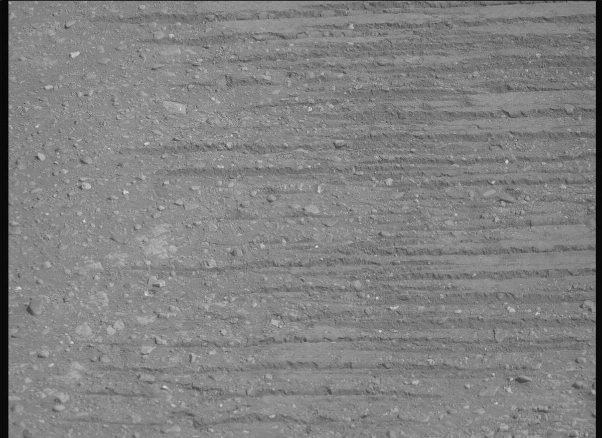 This image was taken by MCZ_RIGHT onboard NASA's Mars rover Perseverance on Sol 1717